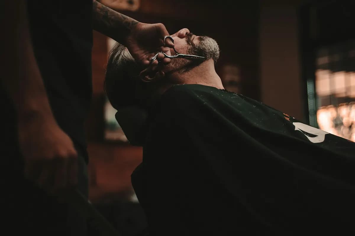 The Gentlemen's Cut
